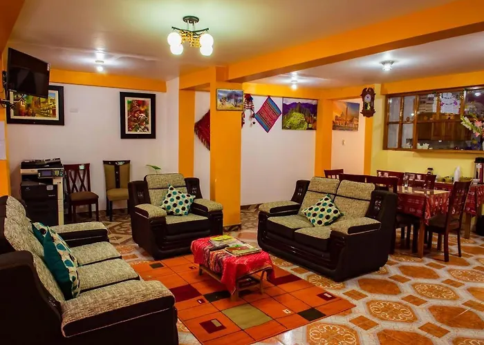 In - Mountain View With Two Terraces - Queen 1 *